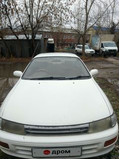 Седан Toyota Carina 1993 года, 139000 рублей, Омск