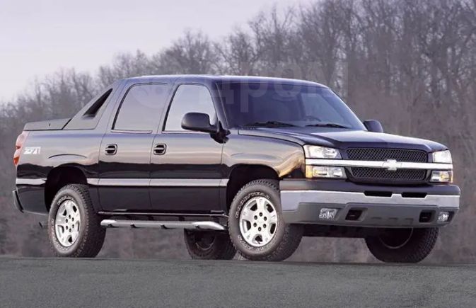  Chevrolet Avalanche 2004 , 900000 , 