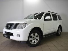 SUV или внедорожник Nissan Pathfinder 2011 года, 1620000 рублей, Калуга