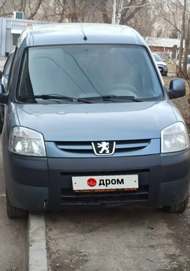 Минивэн или однообъемник Peugeot Partner Origin 2011 года, 435000 рублей, Омск