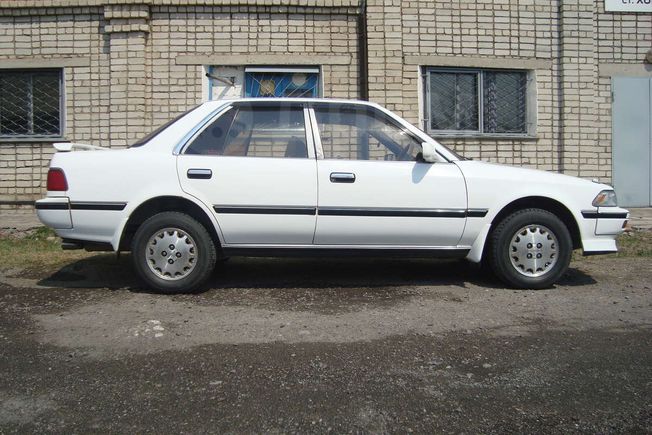  Toyota Corona 1990 , 90000 , 