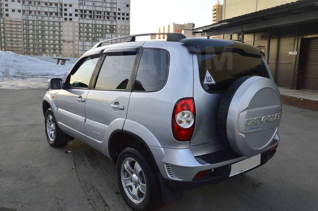 SUV   Chevrolet Niva 2010 , 375000 , 