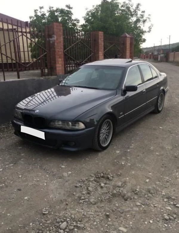  BMW 5-Series 2000 , 320000 , -