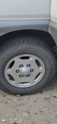    Toyota Grand Hiace 2000 , 700000 , 