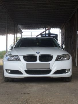  BMW 3-Series 2009 , 650000 , 