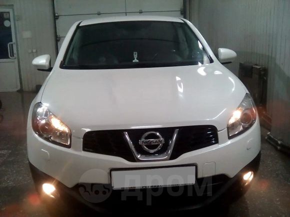 SUV   Nissan Qashqai 2013 , 810000 , 