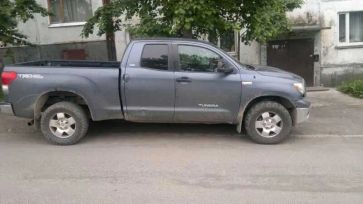  Toyota Tundra 2008 , 800000 , -