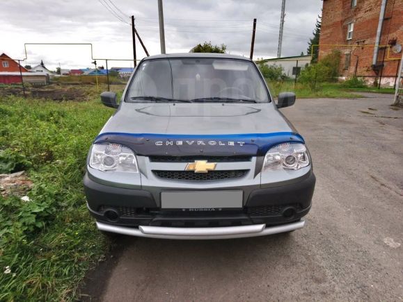 SUV   Chevrolet Niva 2012 , 330000 , 