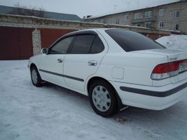  Nissan Sunny 2002 , 220000 , 