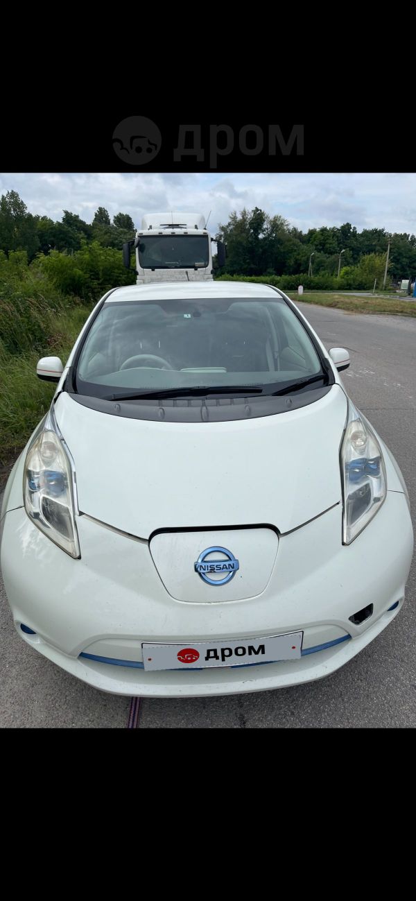  Nissan Leaf 2011 , 350000 ,  