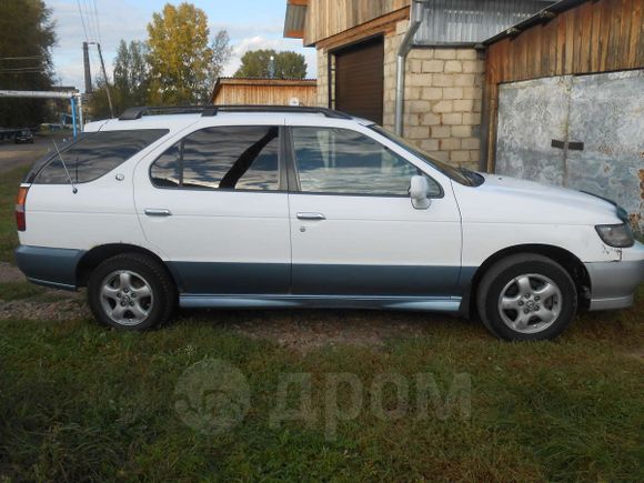    Nissan R'nessa 1999 , 150000 , 