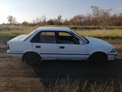 Седан Toyota Corolla 1990 года, 180000 рублей, Шипуново