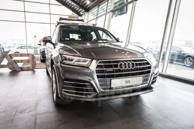 SUV   Audi Q5 2019 , 3200000 , 