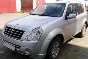 SUV   SsangYong Rexton 2012 , 700000 , 