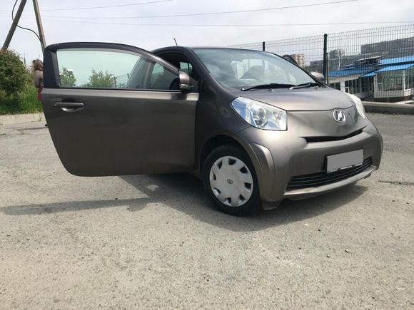  3  Toyota iQ 2009 , 357000 , 