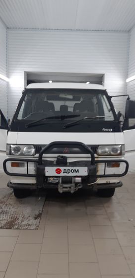    Mitsubishi Delica 1993 , 800000 , 