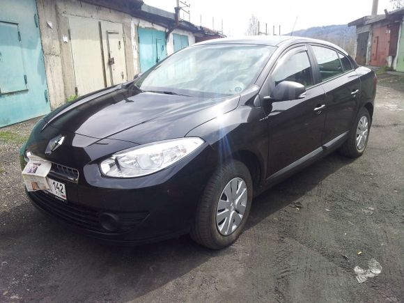  Renault Fluence 2012 , 550000 , 