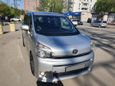    Toyota Voxy 2013 , 860000 , 