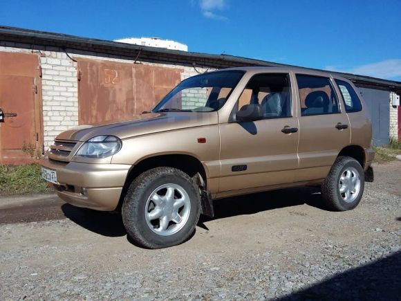 SUV   Chevrolet Niva 2005 , 295000 , 