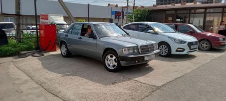  Mercedes-Benz 190 1990 , 250000 , 