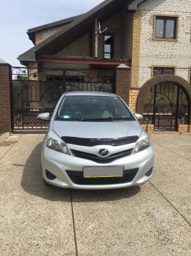  Toyota Vitz 2011 , 420000 , 