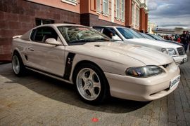 Купе Ford Mustang 1993 года, 700000 рублей, Берёзовский