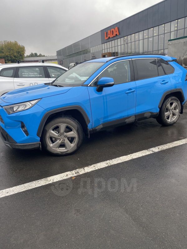 SUV   Toyota RAV4 2019 , 2620000 , 