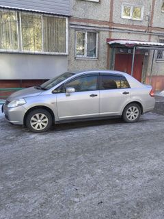 Седан Nissan Tiida Latio 2009 года, 510000 рублей, Хабаровск