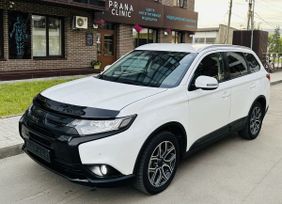 SUV   Mitsubishi Outlander 2015 , 1805000 , 