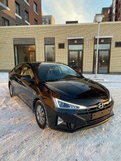 Седан Hyundai Avante 2019 года, 2169000 рублей, Красноярск
