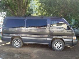    Nissan Homy 1995 , 285000 , 