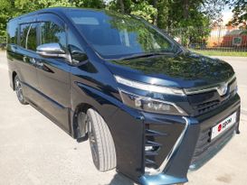 Домодедово Toyota Voxy 2018