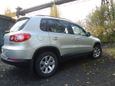 SUV   Volkswagen Tiguan 2010 , 880000 , 