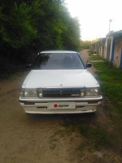 Седан Toyota Crown 1988 года, 370000 рублей, Благовещенск