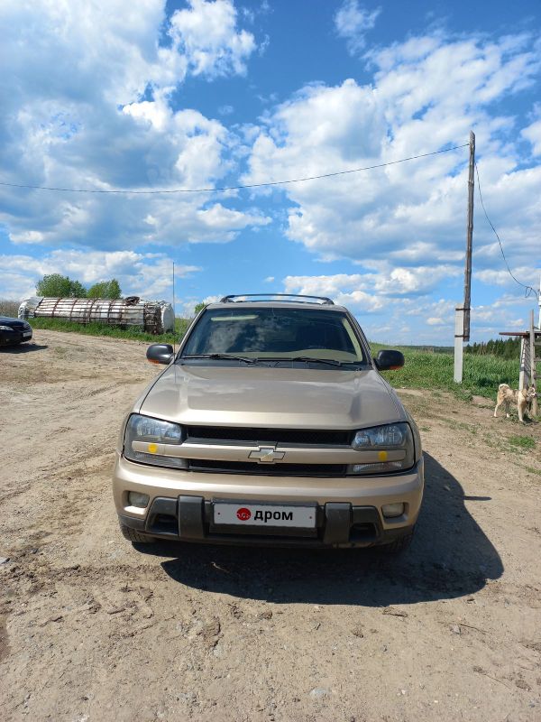 SUV   Chevrolet TrailBlazer 2004 , 490000 , 