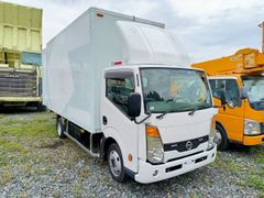 Фургон Nissan Atlas 2013 года, 2430000 рублей, Находка