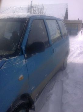    Nissan Serena 1993 , 100000 , 