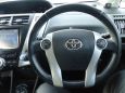    Toyota Prius Alpha 2012 , 720000 , 