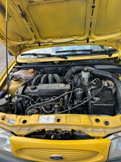 Хэтчбек 3 двери Ford Fiesta 1998 года, 250000 рублей, Симферополь