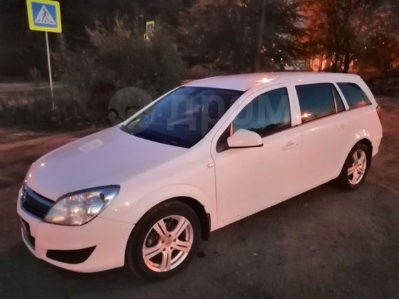 Opel Astra 2011 , 365000 , 