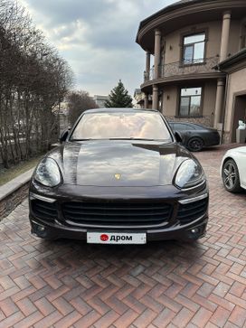 SUV   Porsche Cayenne 2017 , 5500000 , 