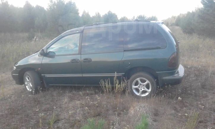    Chrysler Voyager 2000 , 295000 , 