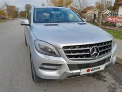 SUV или внедорожник Mercedes-Benz M-Class 2012 года, 2600000 рублей, Грозный