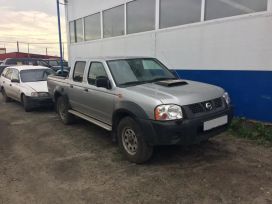  Nissan NP300 2010 , 400000 , 