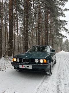 Седан BMW 5-Series 1990 года, 310000 рублей, Новосибирск