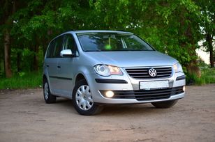    Volkswagen Touran 2007 , 470000 , 