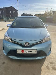 Хэтчбек Toyota Vitz 2014 года, 800000 рублей, Якутск