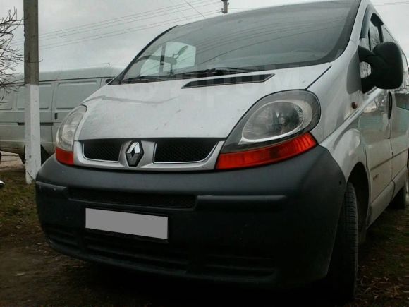    Renault Trafic 2004 , 420000 ,  