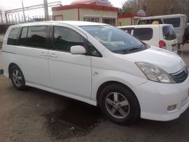    Toyota Isis 2005 , 360000 , 