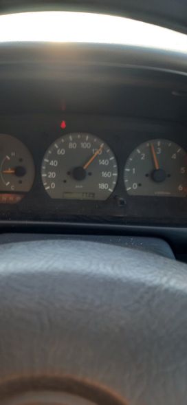 Минивэн или однообъемник Toyota Touring Hiace 1999 года, 649000 рублей, Горно-Алтайск